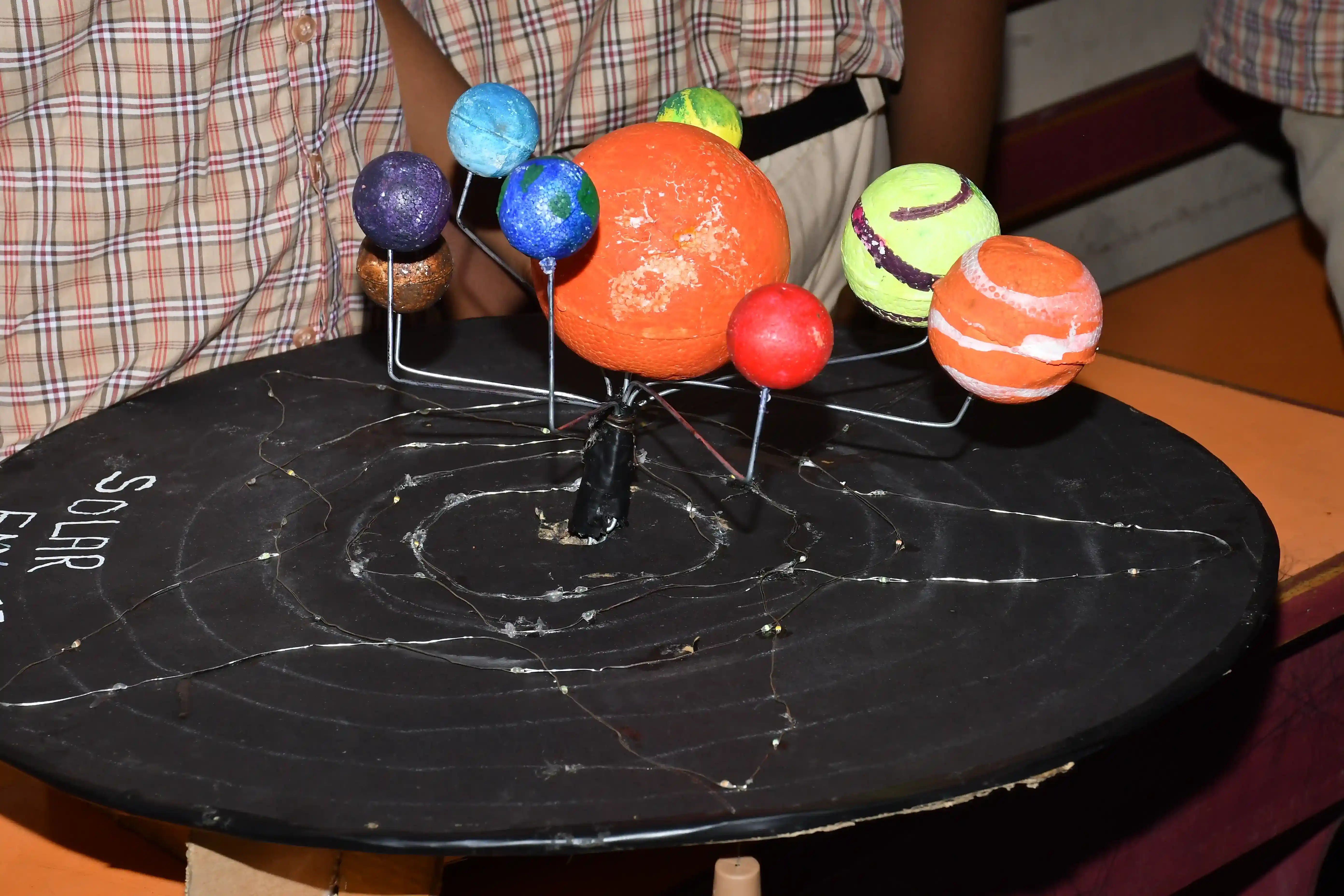 Veetuku Oru Vingyani